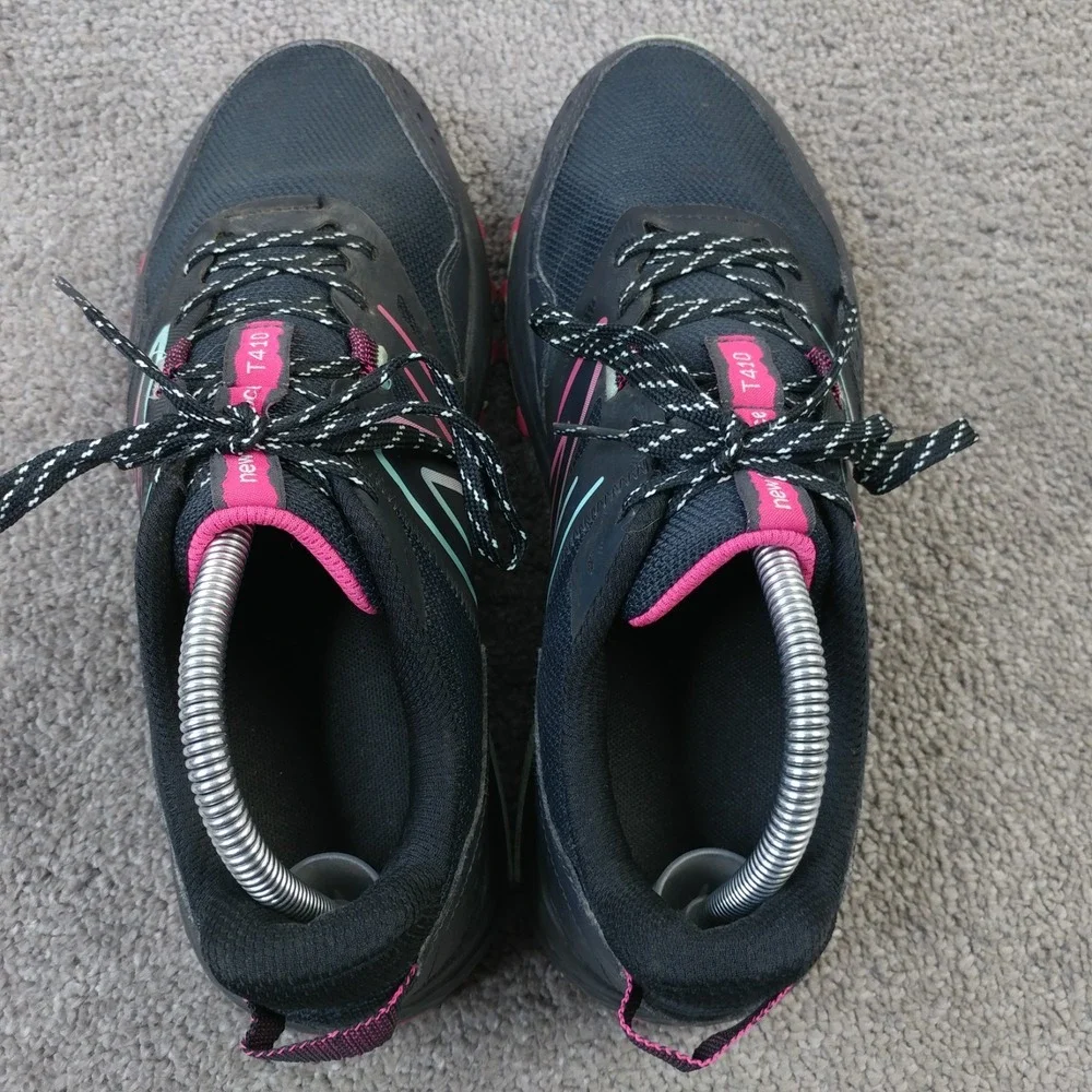 New Balance 410 V7 Womens 10 D Trail Running Hiking Shoes Black Pink WT410BP7